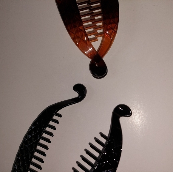 Vintage* 80s Acrylic Ponytail Clips - Picture 4 of 5